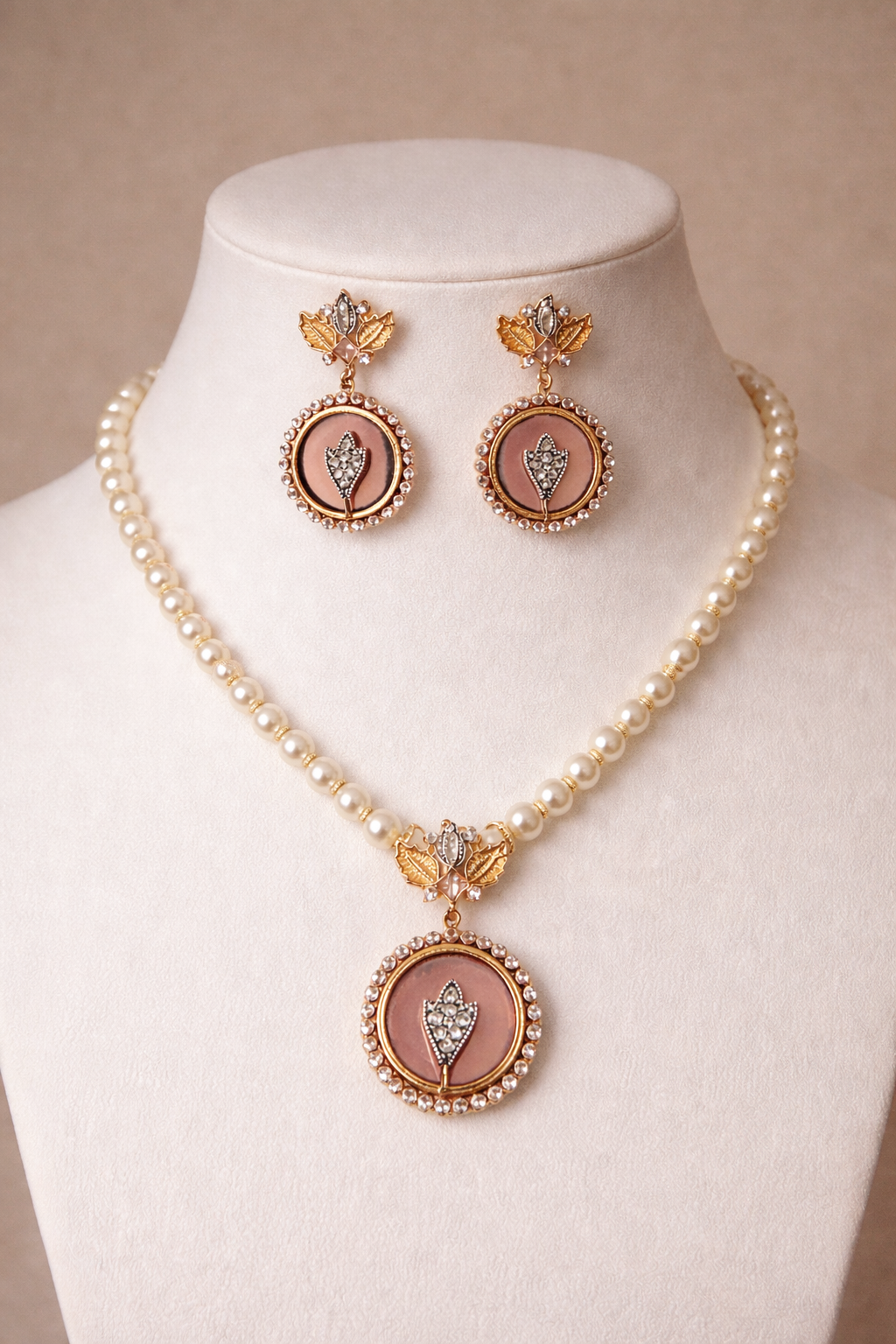 Blush Pink Pearl Leaf Pendant Set